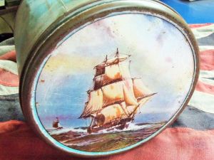 Blackwall Frigate Biscuit Tin (BH186)