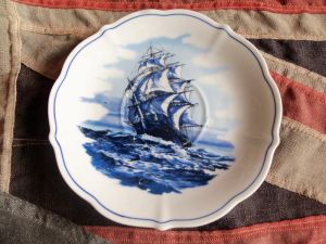 Blue Bavarian Clipper Saucer (Bh1054)