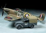 SCALE SUPERMARINE SPITFIRE Mk.I & LIGHT UTILITY CAR 10HP SET 1:48 Scale (TAM 25211)